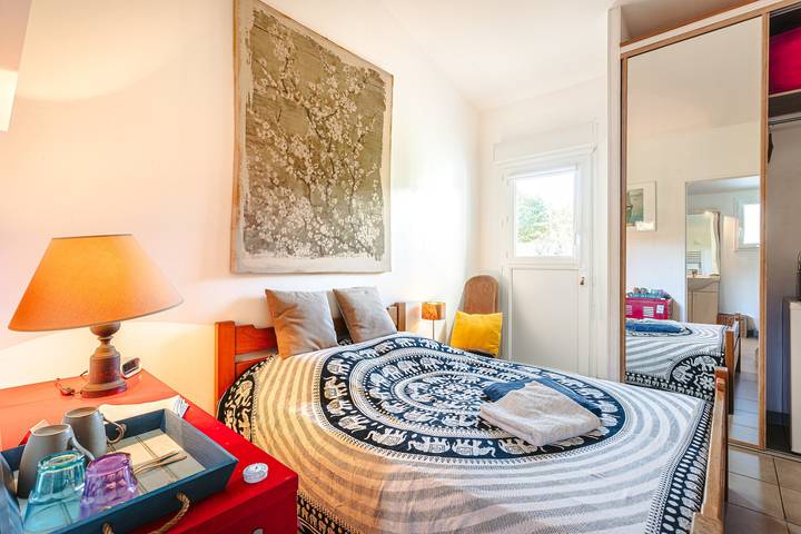 Location de vacances pour 2 personnes, avec jardin à Le Château-d'Oléron