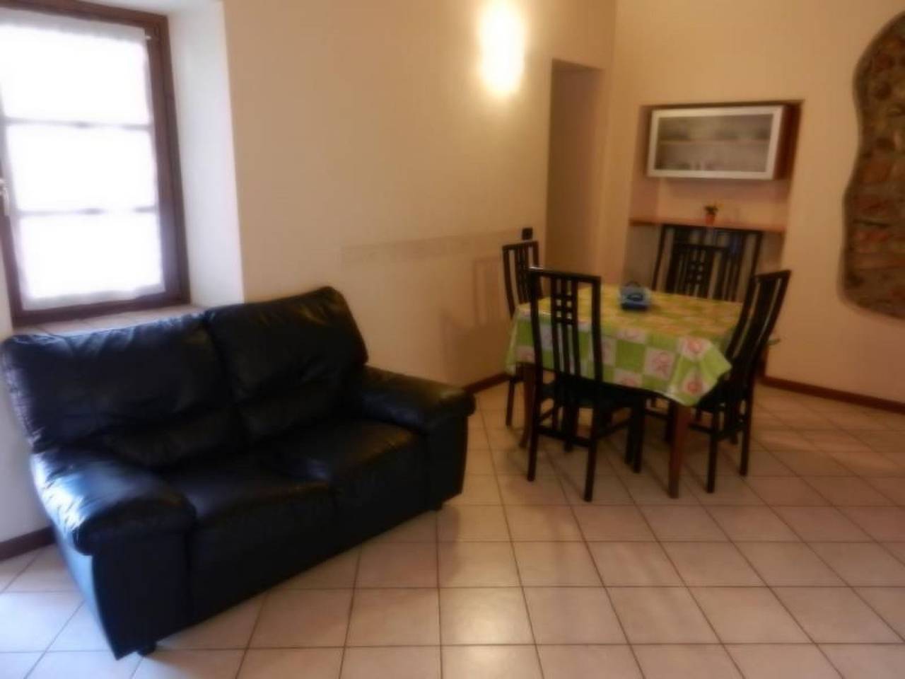 Appartamento intero, Wohnung mit Garten in der Nähe des Gardasees in Bedizzole, Prealpi Gardesane
