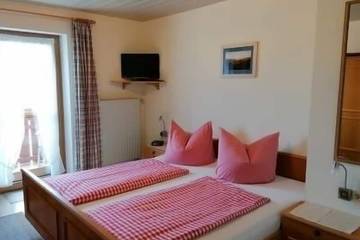 Bauernhof für 2 Personen, mit Balkon in Hopferau