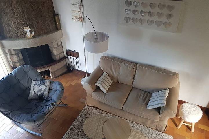 Gîte pour 6 personnes à Longevilles-Mont-d'Or