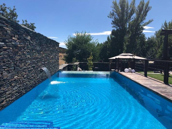 Casa rural para 8 personas, con jardín además de piscina y vistas, Familias con niños en Sierra De Ayllón - 4
