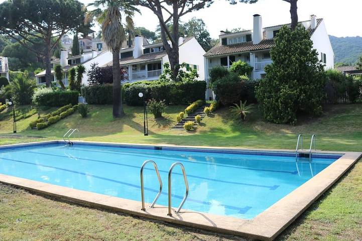 Ferienwohnung für 2 Personen, mit Pool und Garten - 1