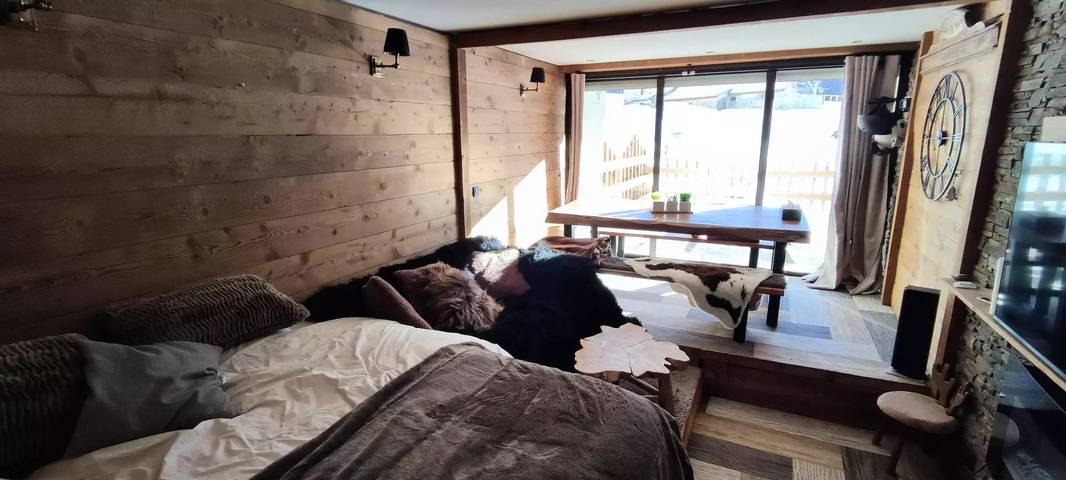 Chalet pour 4 personnes, avec vue et terrasse à Isola