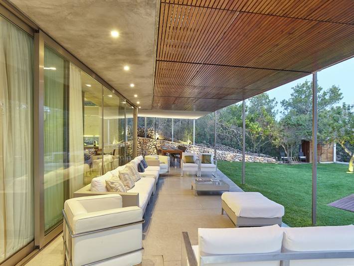 Villa pour 10 personnes, avec jardin et piscine, animaux acceptés à Cala Salada