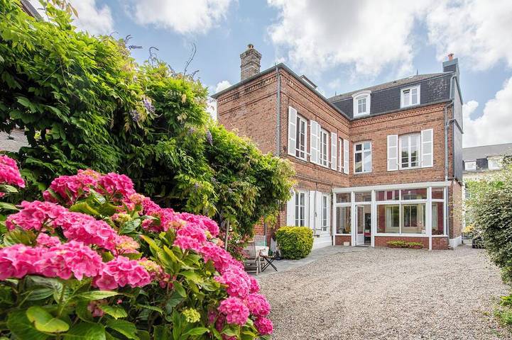 Villa für 12 Personen, mit Balkon und Garten