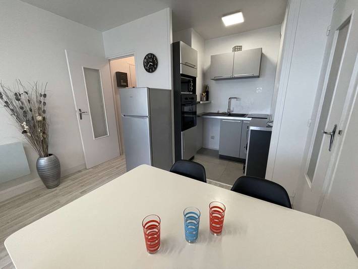 Gîte pour 4 personnes, avec Balcon dans Plage des Becs - 4