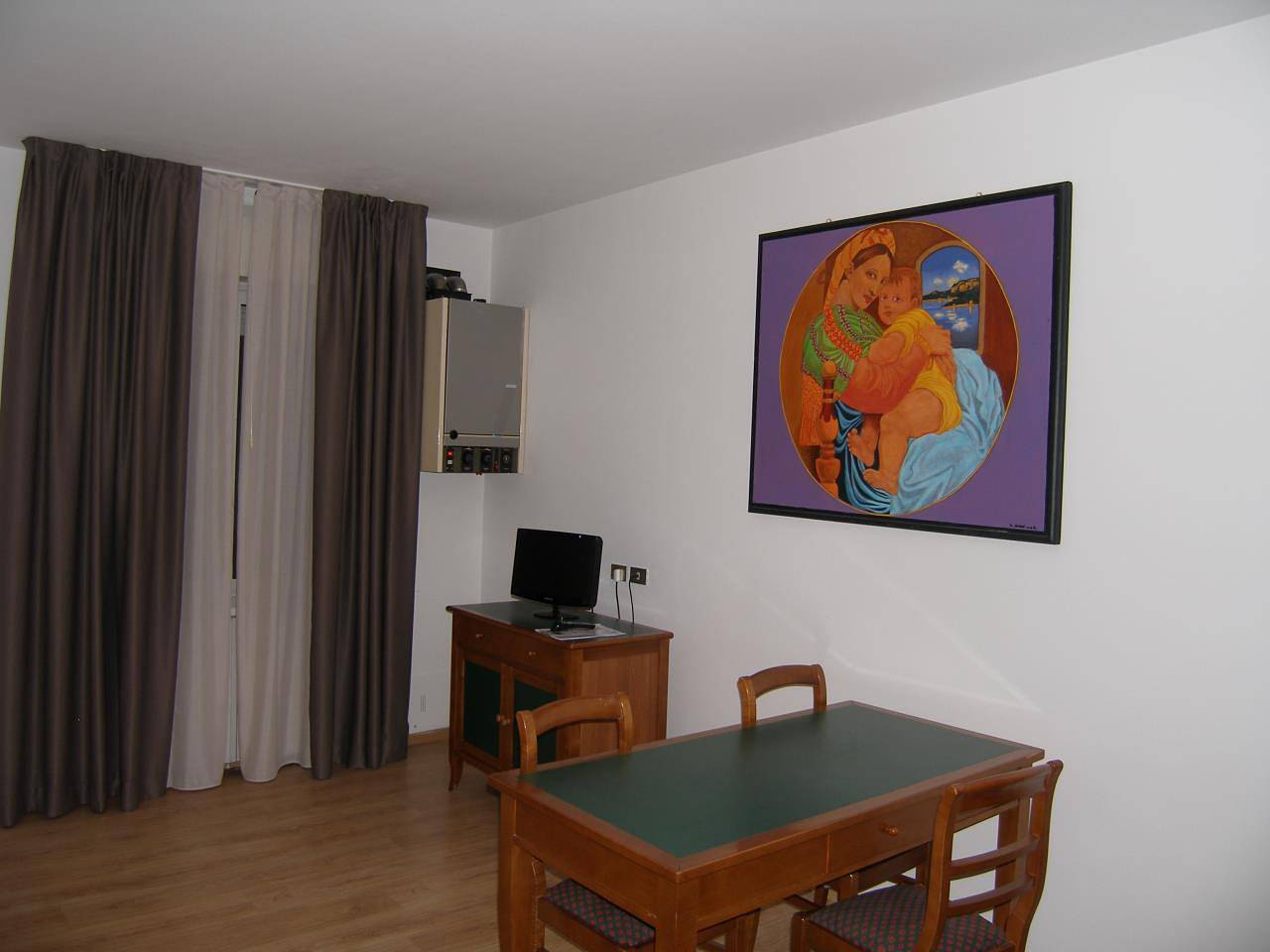 Ganze Wohnung, Residenz Doria Zweizimmer-Wohnung Bilo für 4 Personen in Garda, Gardasee-Berge