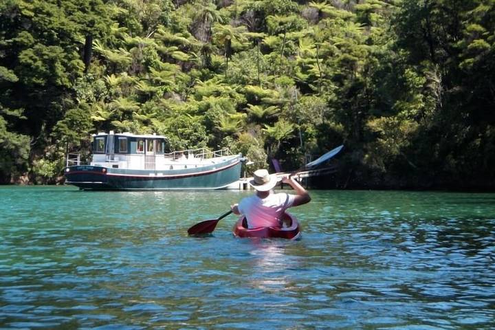 Holiday home for 7 people, with terrace on South Island New Zealand