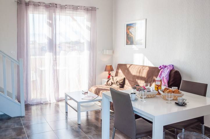Location de vacances pour 4 personnes, avec balcon et piscine à Latour-Bas-Elne