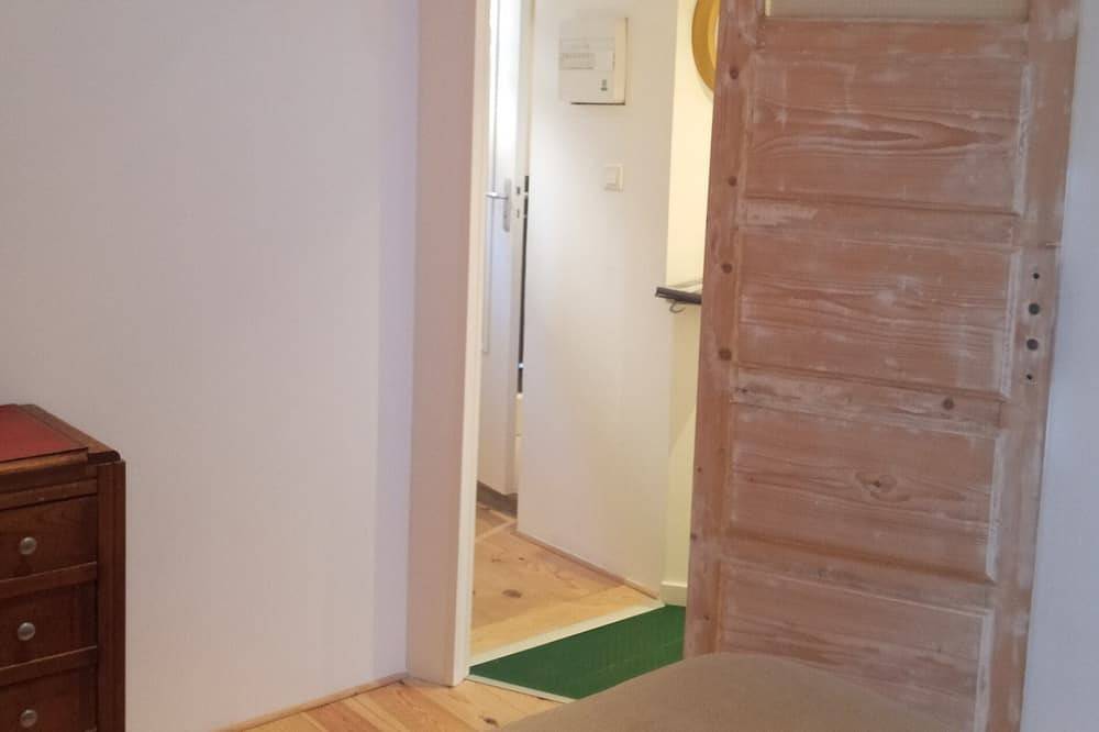 Appartement entier, Rdc 1 chambre Saint Jodard. C'est Chouette ! in Saint-Jodard, Région de Roanne