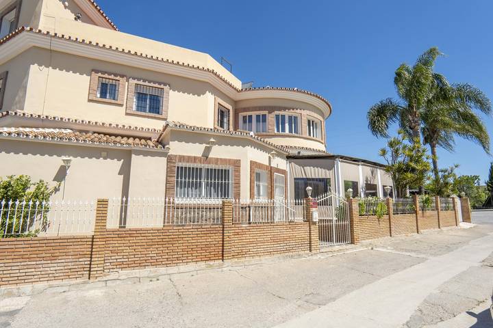 Cubo's Casa El Candil 8 Pax in Alhaurín el Grande, Cordillera Penibética