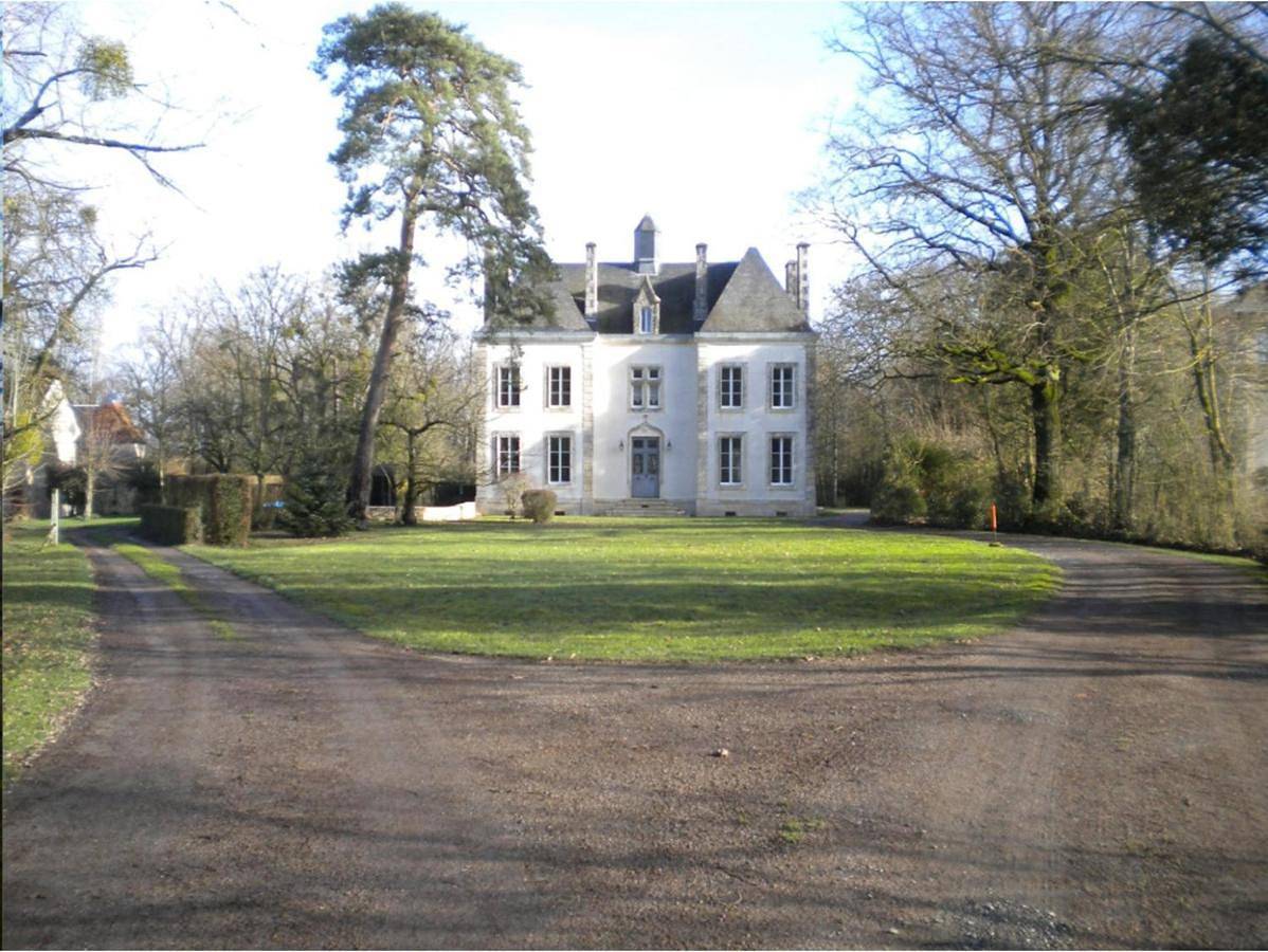 B&B Chateau La Séchère in Usson-du-Poitou, Vienne (France)