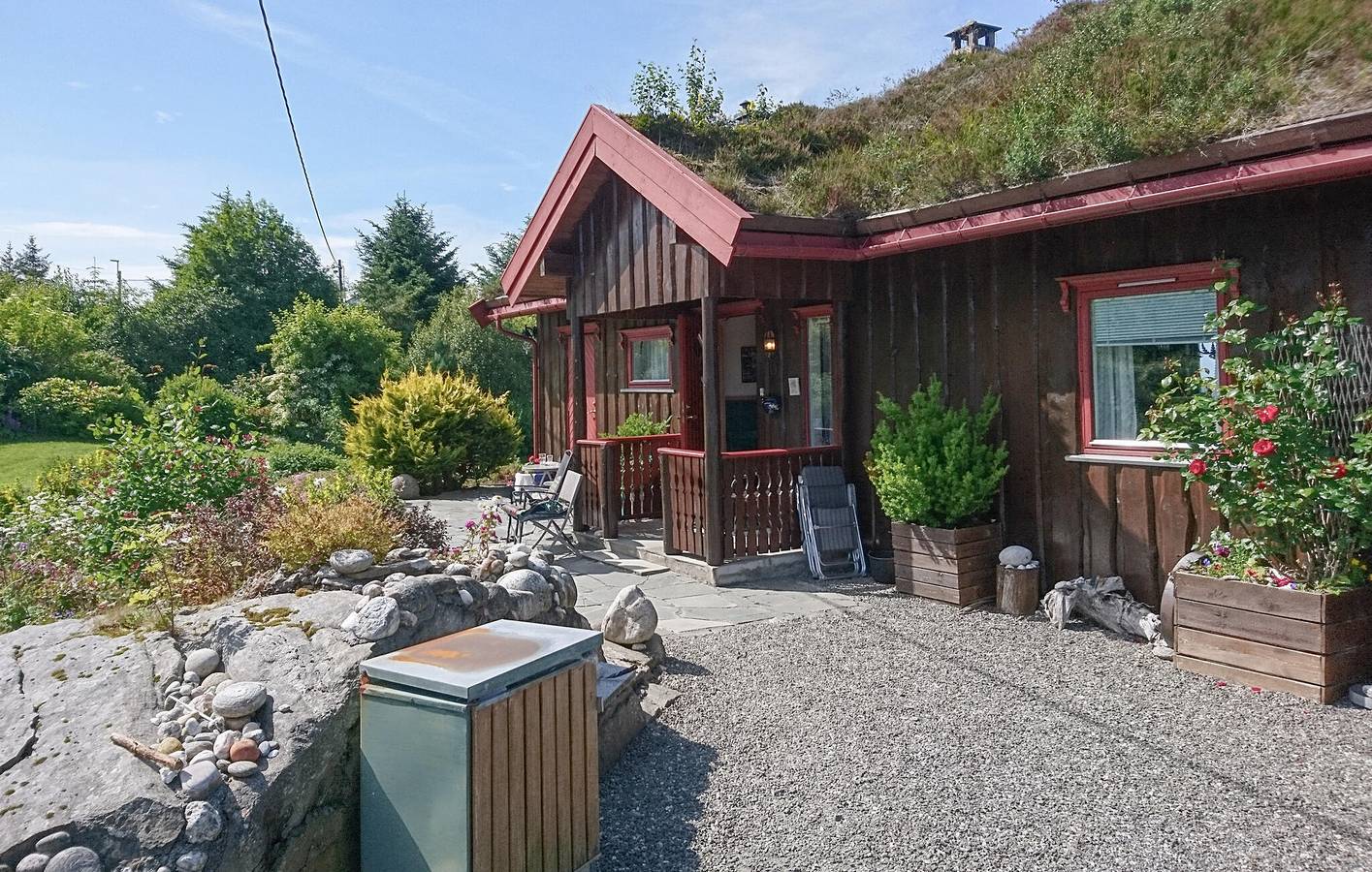 Vacation house for 9 people with yard in Fræna, Northern Fjord Norway