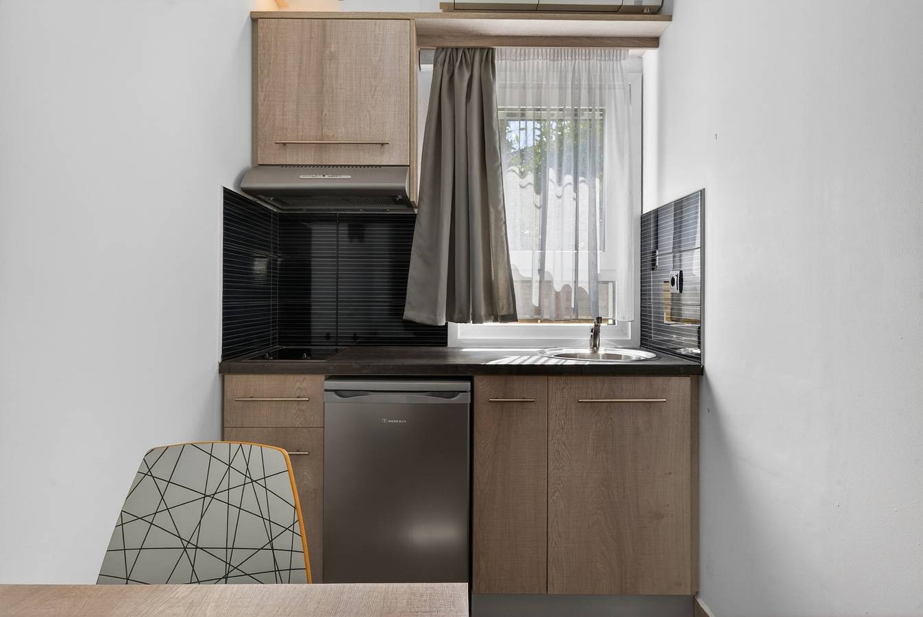 Helt studio, Studio Apartment 'Sivota Colours 22' with Private Terrace, Wi-Fi and Air Conditioning in Sývota, Thesprotiaregionen