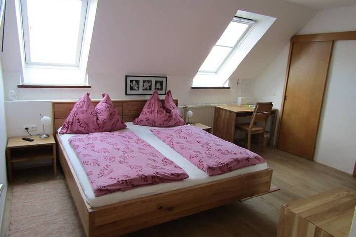 Doppelzimmer, Dusche, Wc, Nichtraucher - Urlaub am Bauernhof, Cziglar-Benko in Südoststeiermark, Bad Radkersburg