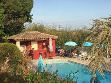 Maison d’hôte pour 5 personnes, avec jardin et piscine à Causses-et-Veyran