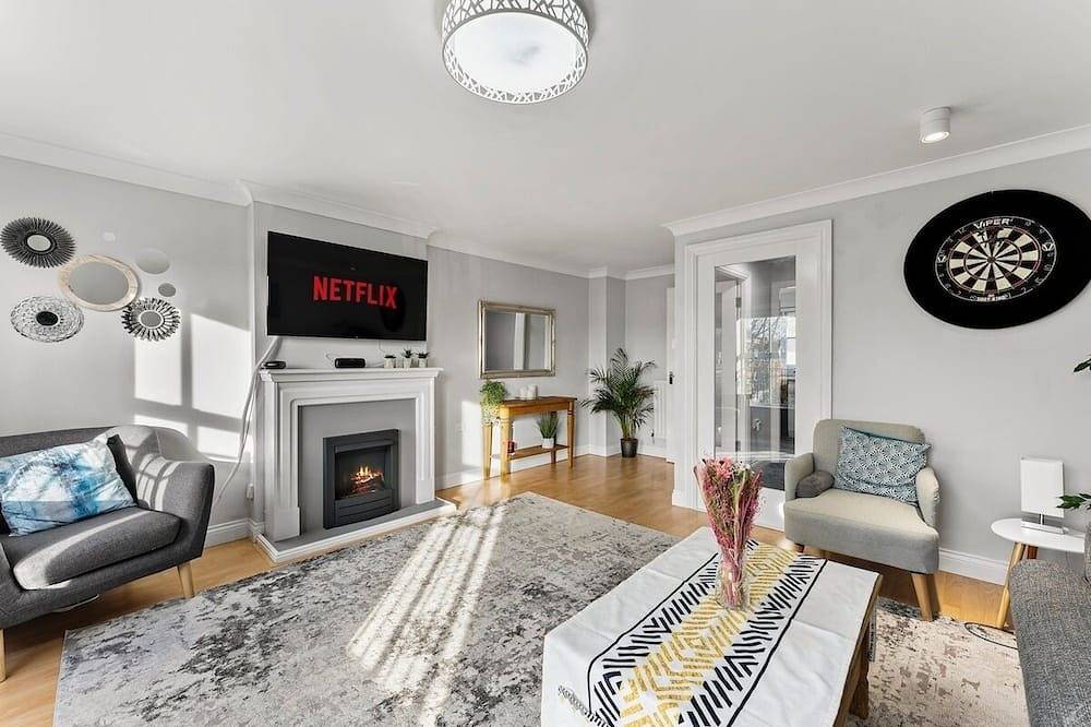 Stylish House in Wakefield -  Sleeps 6 in Wakefield, Westliches Yorkshire