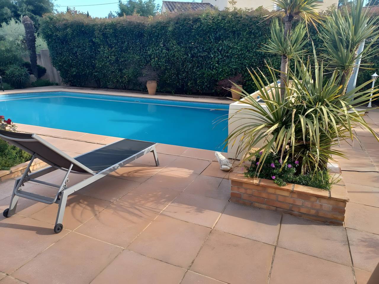 Guest Room "Chrisama" with Shared Pool, Wi-Fi, and Air Conditioning in Flayosc, Draguignan region