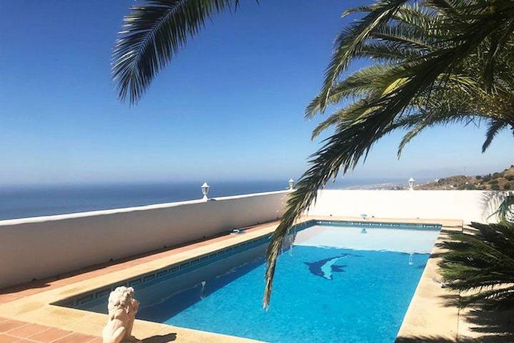 Chalet para 8 personas, con sauna además de terraza y jardín, Se admiten mascotas en Provincia de Málaga - 4