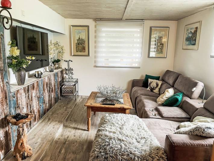 Ferienhaus für 4 Personen, mit Sauna und Ausblick sowie Terrasse und Garten in Neureichenau