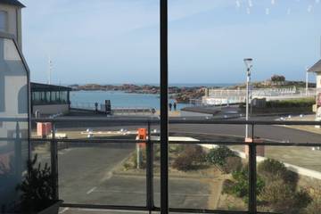 Gîte pour 6 personnes, avec balcon dans Port Coz Pors