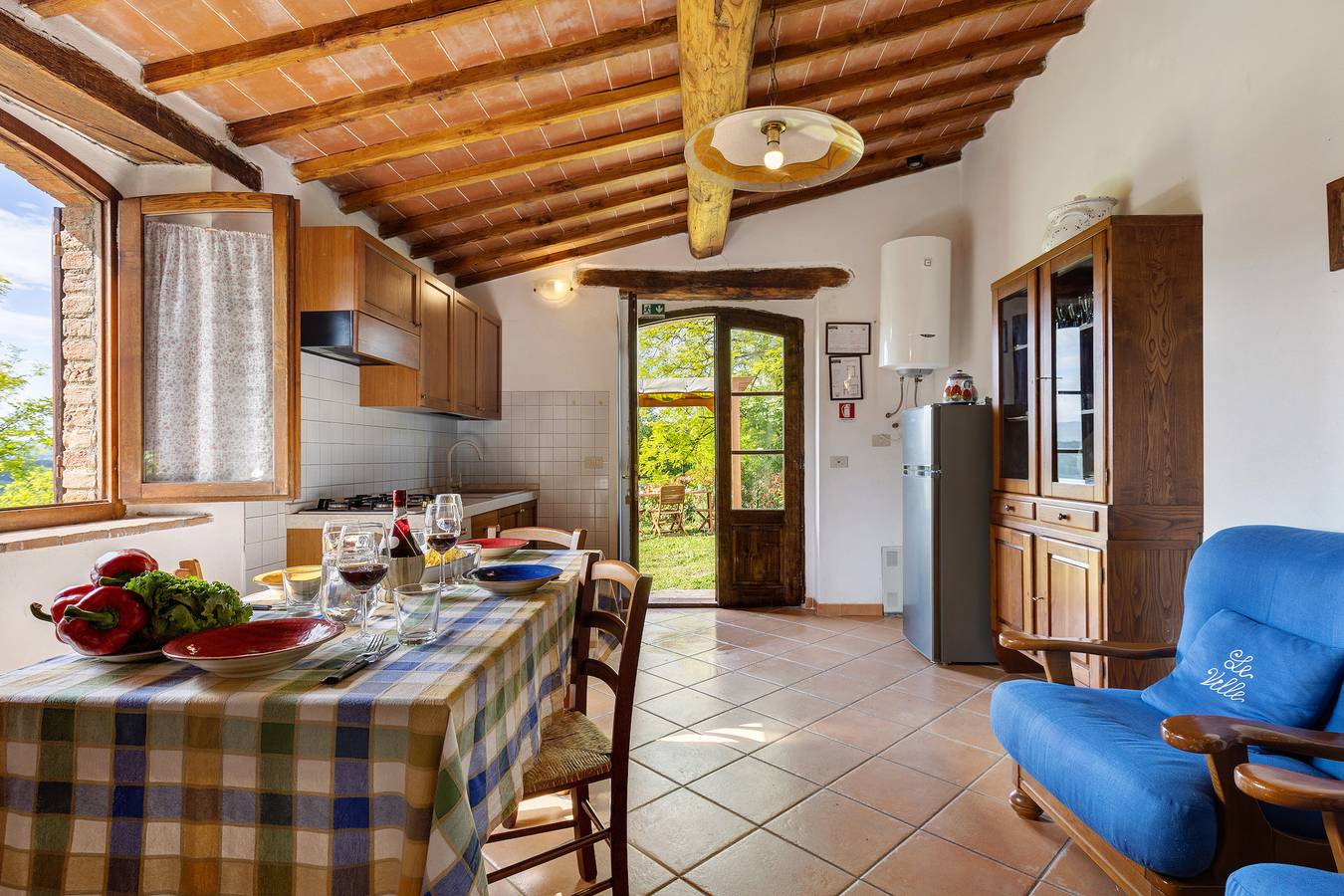 Villa 'Con Piscina E Recinto' with Shared Pool and Private Garden in Colle di Val d'Elsa, Siena Province