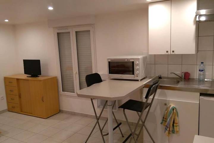 Gîte pour 2 personnes, avec jardin à Épinay-sur-Orge - 2