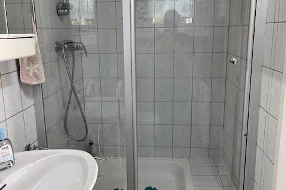 Ganze Wohnung, Ferienwohnung Marie-Luise - Ferienwohnung in Güstrow, Mecklenburgische Seenplatte