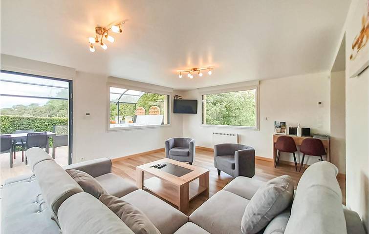 Whirlpool Garden Retreat mit WiFi & Parkplatz | 1000m von Ledinghem in Ledinghem, Saint-Omer und Umgebung