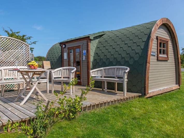 Glamping for 4 people, with pets on the Isle of Anglesey