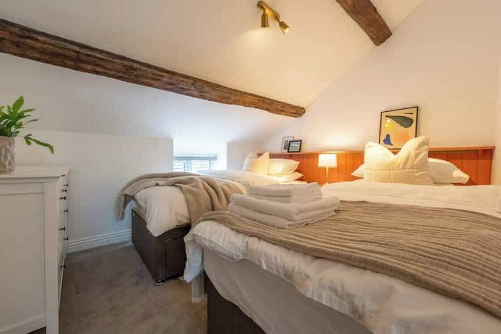 Stylish, Comfortable, Convenient! in Bala, Snowdonia