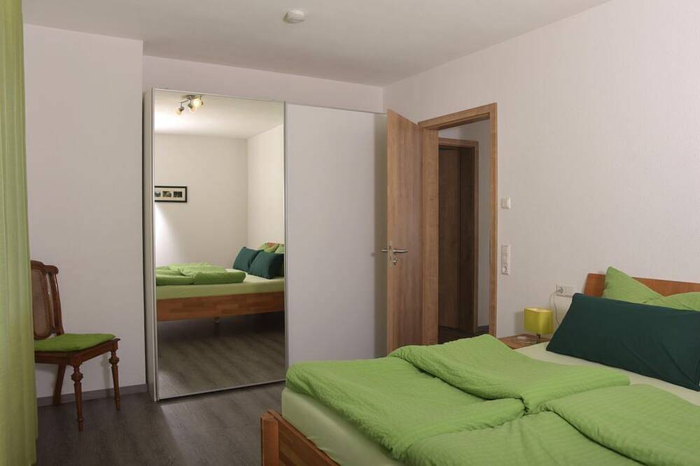 1-Zimmer-Apartment \"Am Bächle\" - Ferienhof Hopfgärtle Müller in Bodnegg, Region Bodensee-Oberschwaben