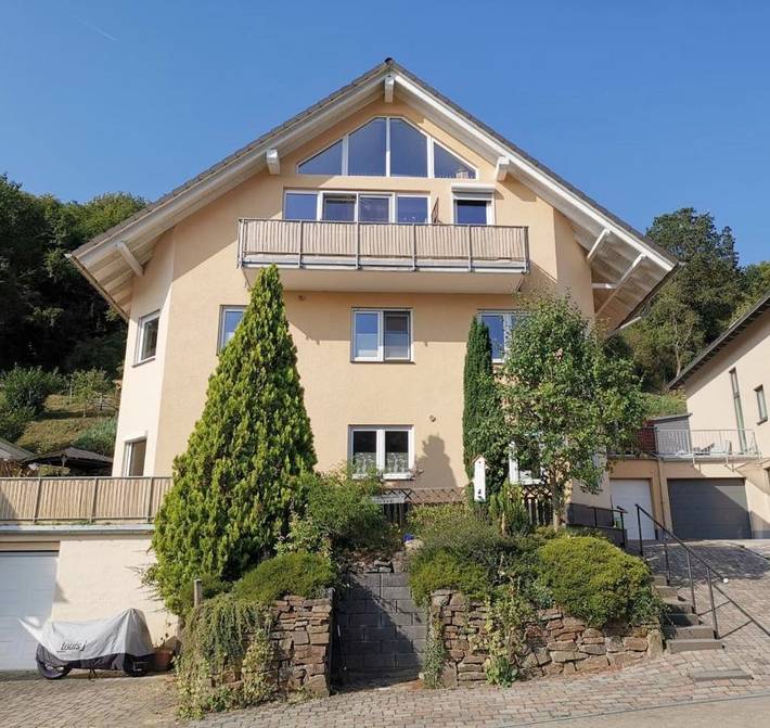 Ferienwohnung für 5 Personen, mit Balkon und Ausblick in Bad Neuenahr - 3