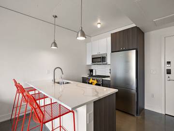 Vacation Rental for 5 Guests in Minneapolis, Twin Cities, Picture 2