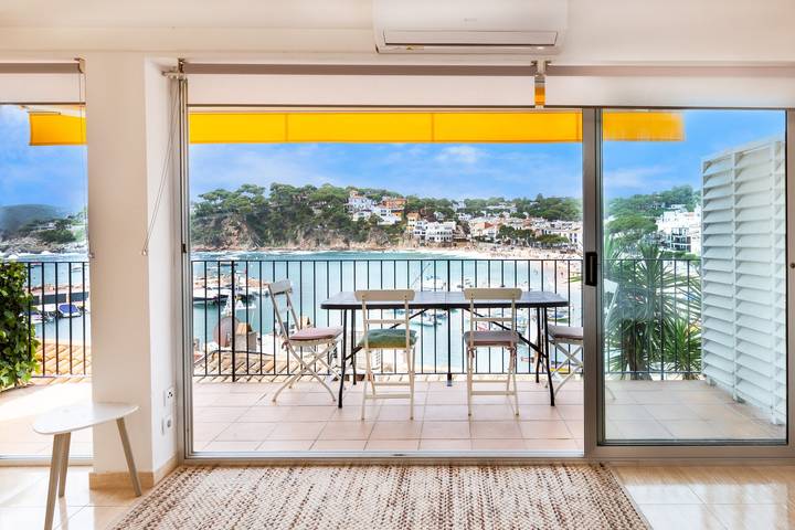 Apartamento para 4 personas, con Balcón y Jardín en Baix Empordà