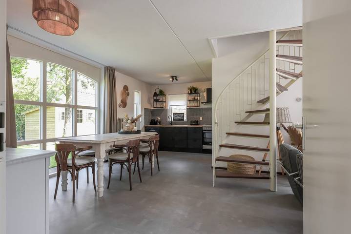 Ferienhaus für 6 Personen, mit Garten und Sauna sowie Whirlpool, kinderfreundlich in Bruinisse - 4