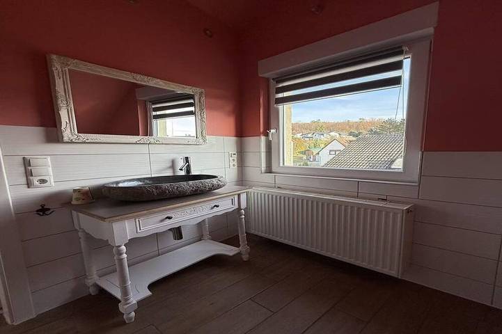 Ganze Wohnung, Wellnessloft mit Sauna und Garten - Appartement/Fewo, Bad, Wc in Ortenberg, Wetterau