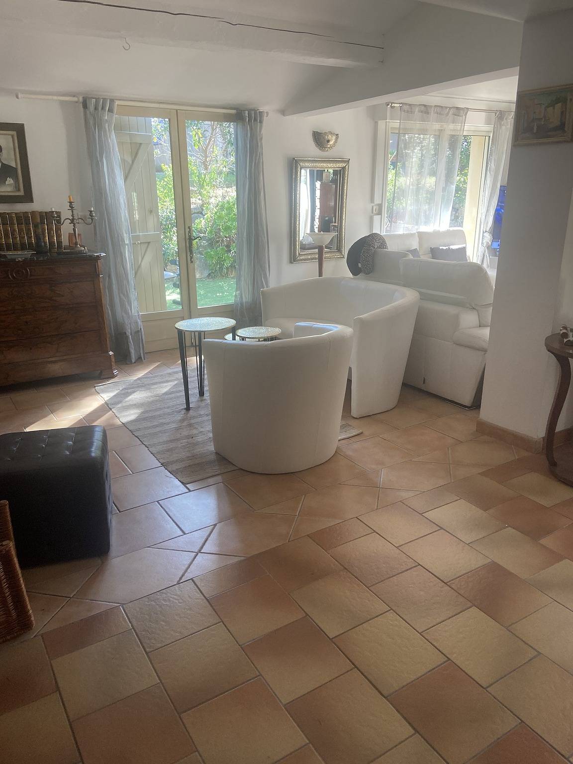 Villa ensoleillée à Sainte-Maxime avec piscine privée in La Nartelle, Sainte-Maxime