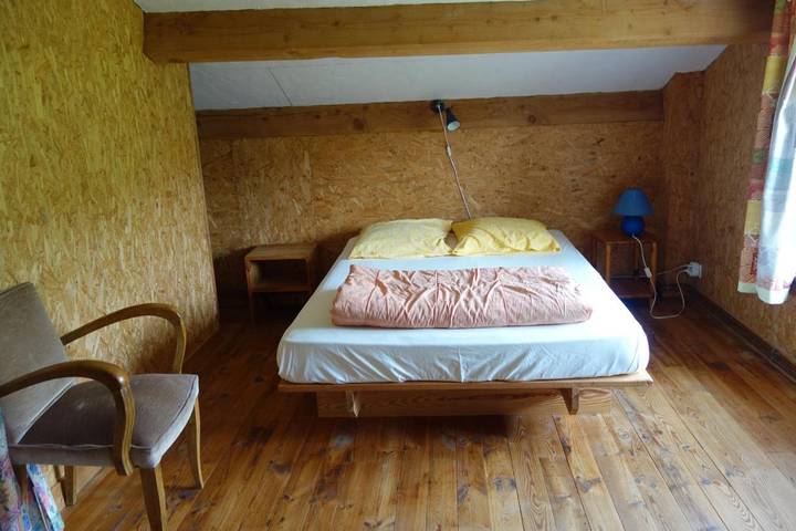 Location de vacances pour 5 personnes, avec vue et jardin à Noirétable - 2