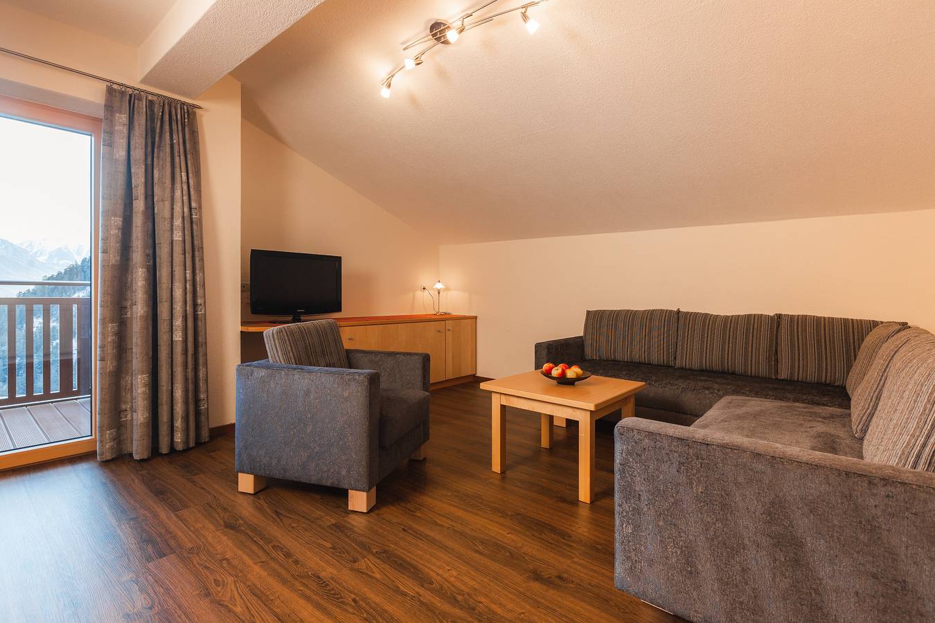 Geheel vakantieappartement, Vakantieappartement voor 4 personen met balkon in Serfaus, Serfaus-Fiss-Ladis
