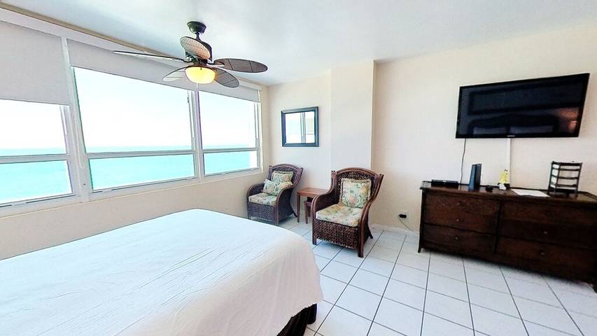 Vacation rental for 4 people, with pool, with pets in Miami Beach