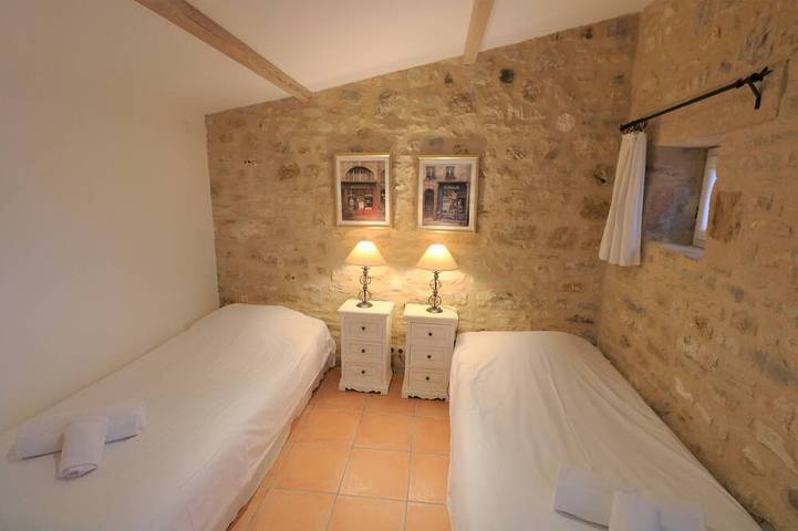 Gîte pour 6 personnes, avec terrasse et jardin à Saint-Laurent-la-Vallée - 3