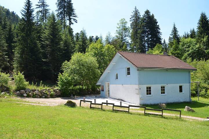 Chalet pour 8 personnes, avec terrasse et jardin