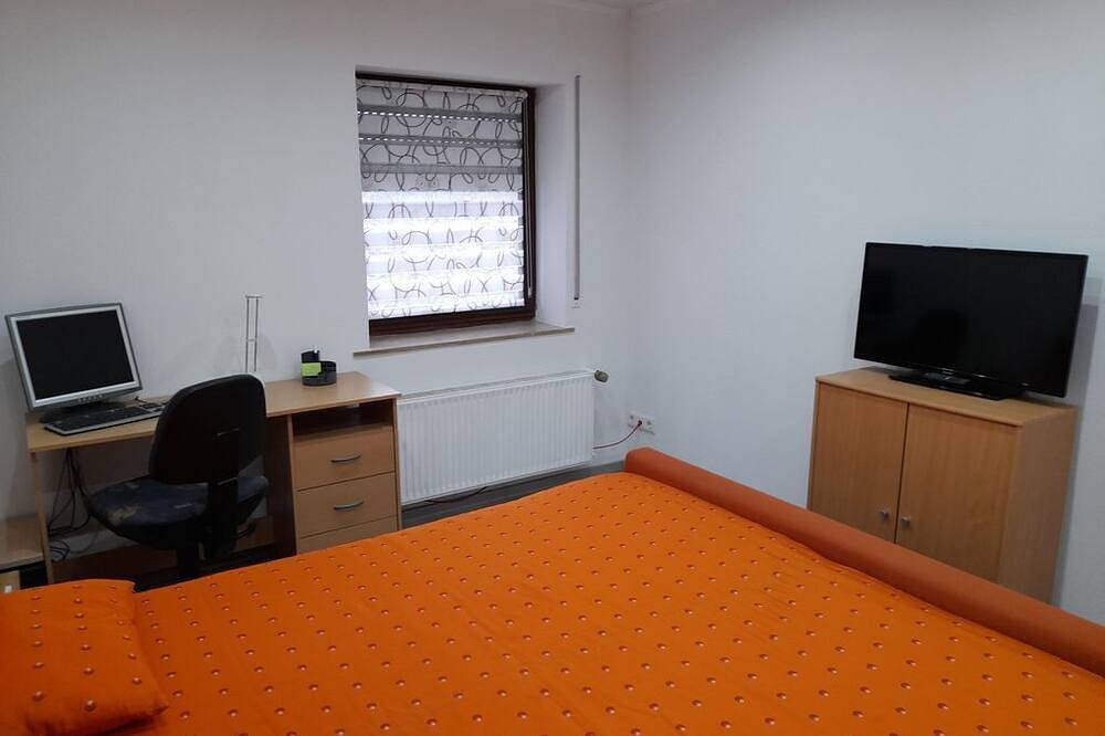 Ganze Wohnung, Ferienwohnung Giebelwaldblick - Gemütliche Fewo bei Kirchen an der in Kirchen (Sieg), Altenkirchen & Umgebung