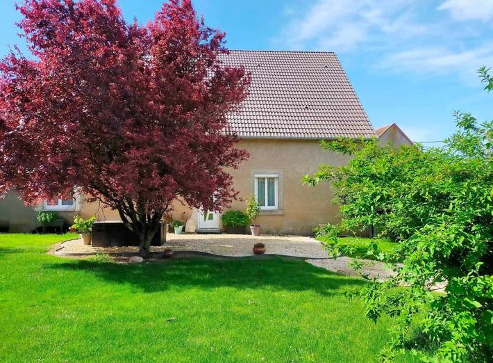 Gîte pour 6 personnes, avec terrasse et jardin dans Berry (France) - 4