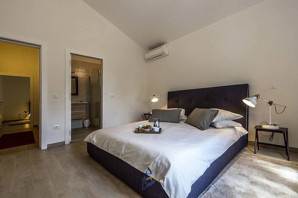 Charmante 3Br Villa Oasis für 6 mit privatem beheizbarem Pool in Općina Višnjan, Porec und Umgebung