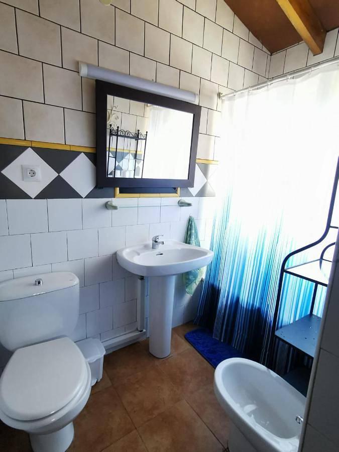 Casa rural para 4 personas, con piscina y sauna además de jardín y terraza, Se admiten mascotas en Viñuela - 4