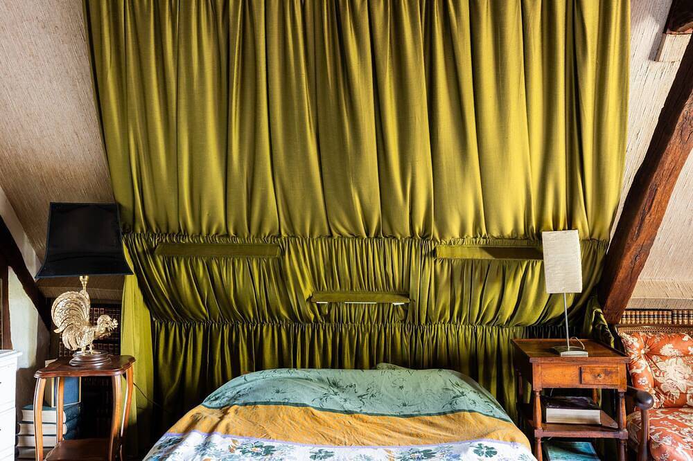 Holiday Home 'La Closerie Du Cassereau' with Shared Garden and Balcony in Vernou-sur-Brenne, Tours region