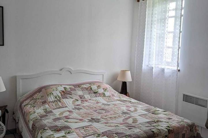 Location de vacances pour 4 personnes, avec piscine à Chalais - 2