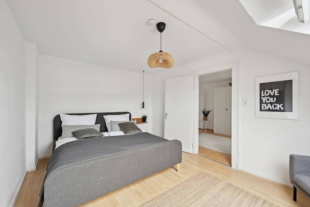 Ganze Wohnung, *Top Ferienwohnung Schwelm*4 Zimmer* Terrasse *nah Düsseldorf/ Köln/ Dortmund in Schwelm, Ennepe-Ruhr-Kreis